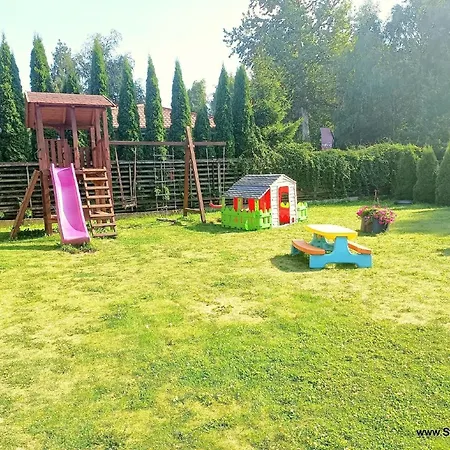 別荘 In Mit Garten Und Terrasse *