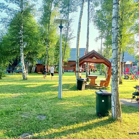 別荘 In Mit Garten Und Terrasse